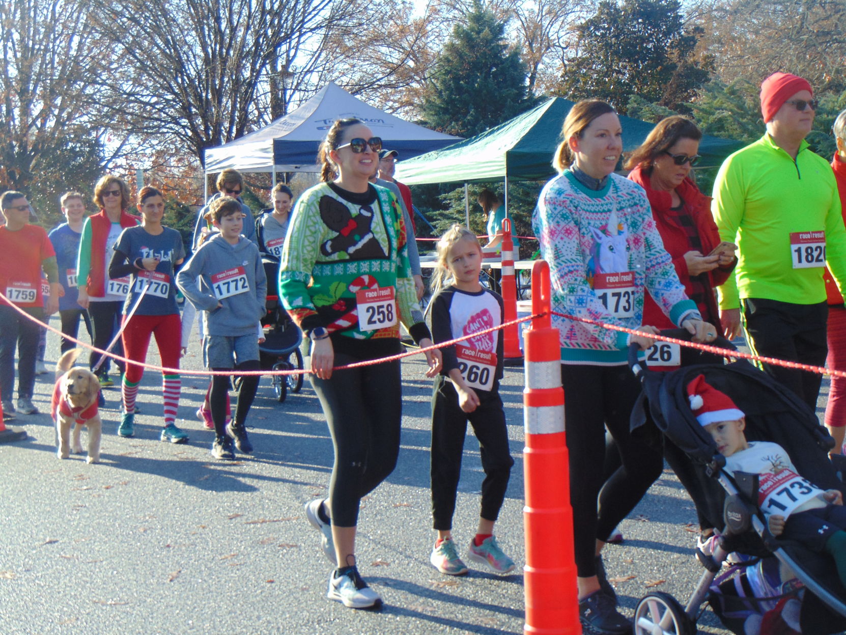 Jingle Run 5K (14).JPG